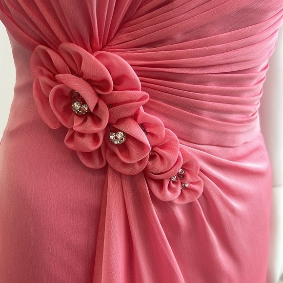 NWT SAMPLE BELLA FORMALSby Venus Bridal size 12 Rose Iridescent Chiffon Pristine - Picture 5 of 10